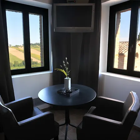 La Nuova Casa di campagna Morro dʼAlba